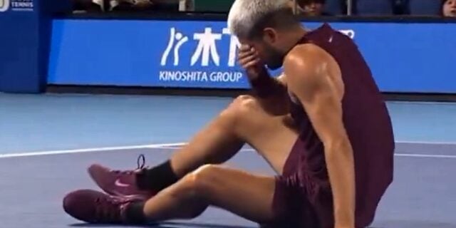 VIDEO Surpriză mare la Paris: Carlos Alcaraz, liderul mondial, eliminat în turul doi al Mastersului ATP